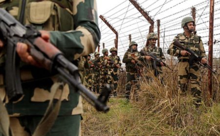 Pahalgam Attack: पाकिस्तान में भारतीय कार्रवाई के बाद बढ़े तनाव, रैलियां और इमरजेंसी आदेश