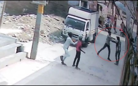 Crime News: CCTV में कैद हत्या, बुराड़ी में नाबालिग को चाकू से गोद डाला – पुलिस के लिए बना पहेली
