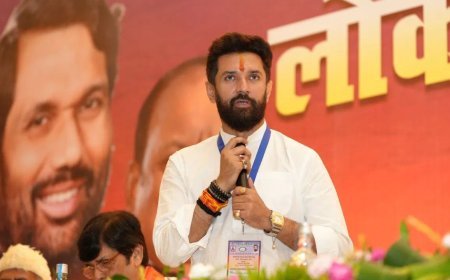 Chirag Paswan-तेजस्वी की अचानक मुलाकात ने मचाया सियासी हलचल! क्या बनेगा नया गठबंधन या बस पारिवारिक रिश्ता?