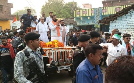 Bihar Assembly Elections: चुनावी रोड शो में मच गया बवाल — तय सीमा से ज्यादा गाड़ियाँ, पुलिस ने दर्ज किया केस