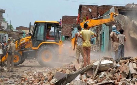 Bihar News: रांची रोड पर चला बुलडोज़र—नगर निगम ने किसका बड़ा अतिक्रमण किया साफ?