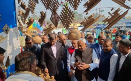 Bihar News: नीतीश कुमार की गुप्त जांच! सोनपुर मेले में क्या देखा जो सुरक्षा एजेंसियों में हलचल मच गई?