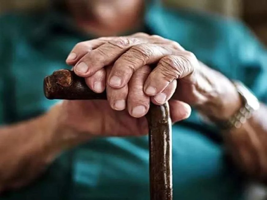 बुजुर्गों का शहर बनता पटना, तेजी से युवा छोड़ रहे राजधानी