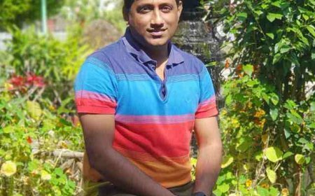 चार्टर प्लेन से यात्रा कर चर्चा में आए नीलेश देवरे कौन हैं ?