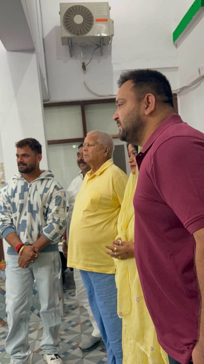 पूर्व RJD उम्मीदवार खेसारी लाल उतरे प्रशांत किशोर के समर्थन में....